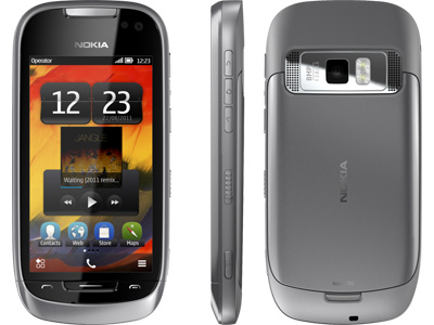 Nokia 701 gris